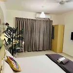 Sage : Private Studio Room In Koregaon Park